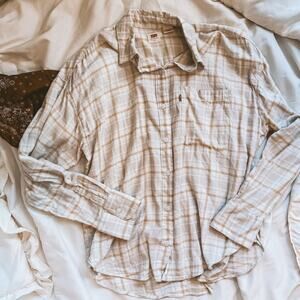 Levi’s button down | Plaid button up